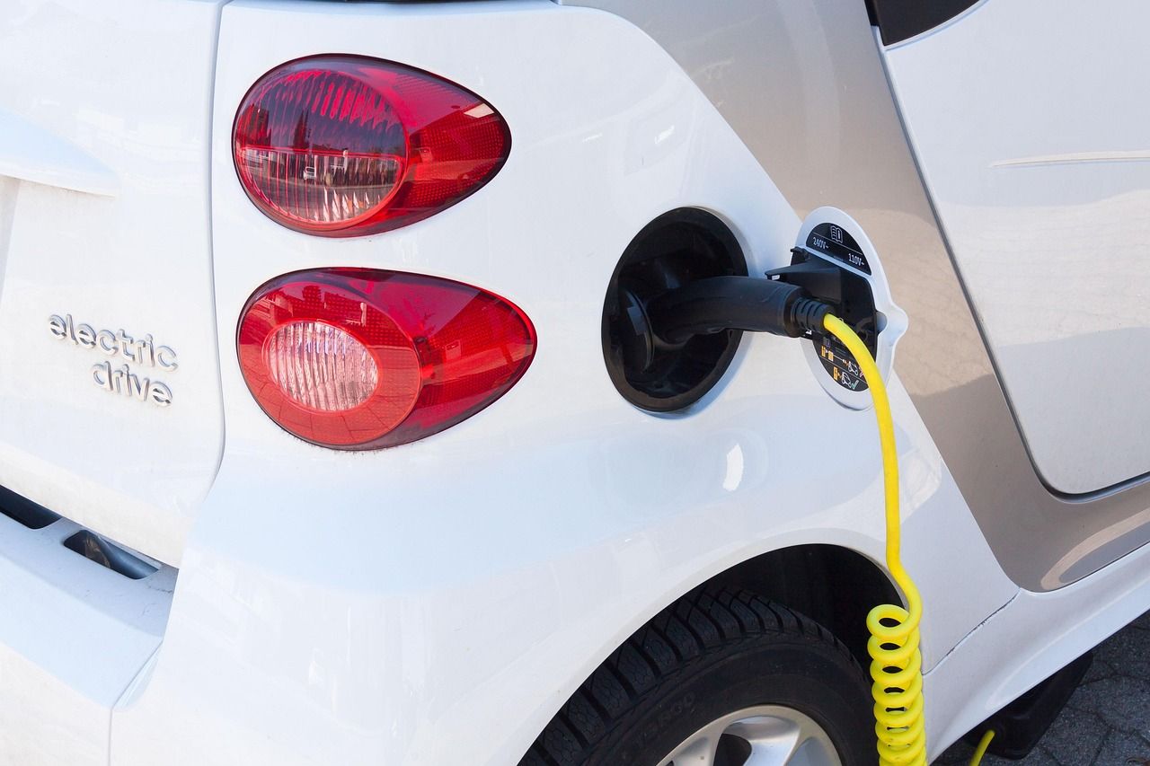découvrez l'impact environnemental des voitures électriques, leurs avantages écologiques et leur rôle dans la réduction des émissions de co2.