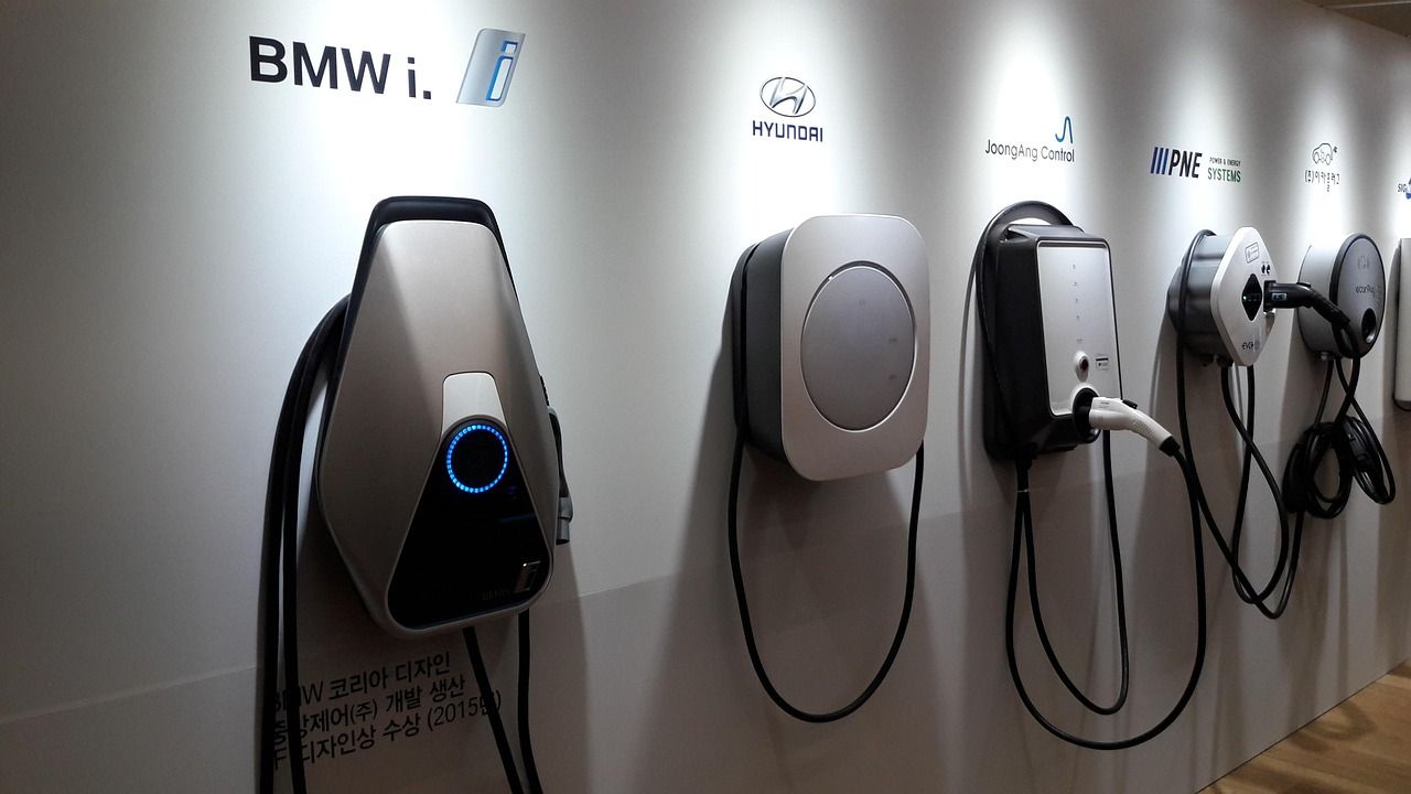 découvrez tout ce qu’il faut savoir sur la voiture électrique : avantages, fonctionnement, coûts et conseils pour bien choisir votre auto écologique et innovante.