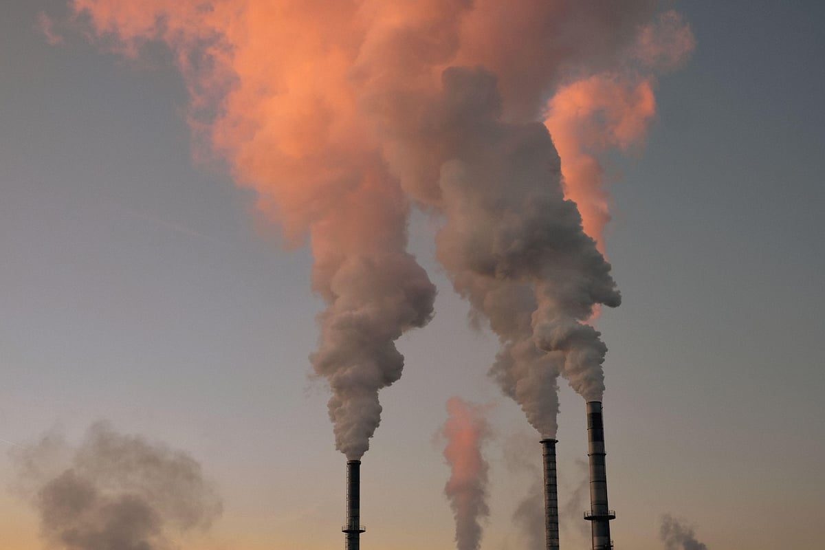 Pollution et pratiques aériennes : la controverse entourant le vol le plus court d’une compagnie aérienne